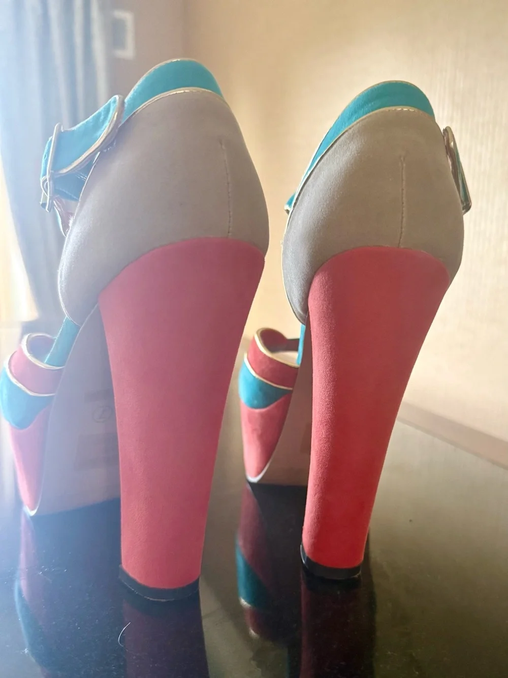 FUN 70’s Style Platform Shoe.  Bold Red and Teal Platform Heels with Gold Trim.